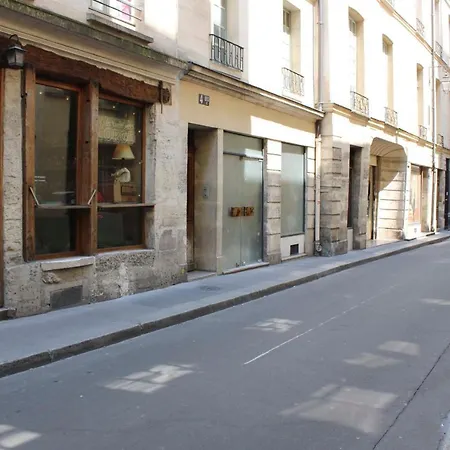 Bright 30 M Fully Renovated In 3rd Parigi