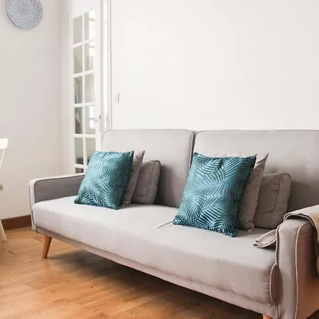 Bright 30 M Fully Renovated In 3rd Appartamento