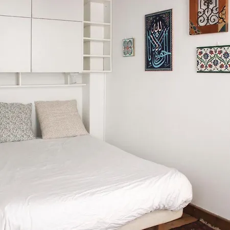 Bright 30 M Fully Renovated In 3rd Appartamento *